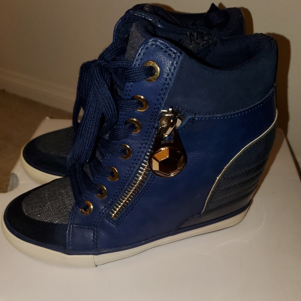 Women's Aldo AALESSA sneakers US 7 - Picture 3 of 8
